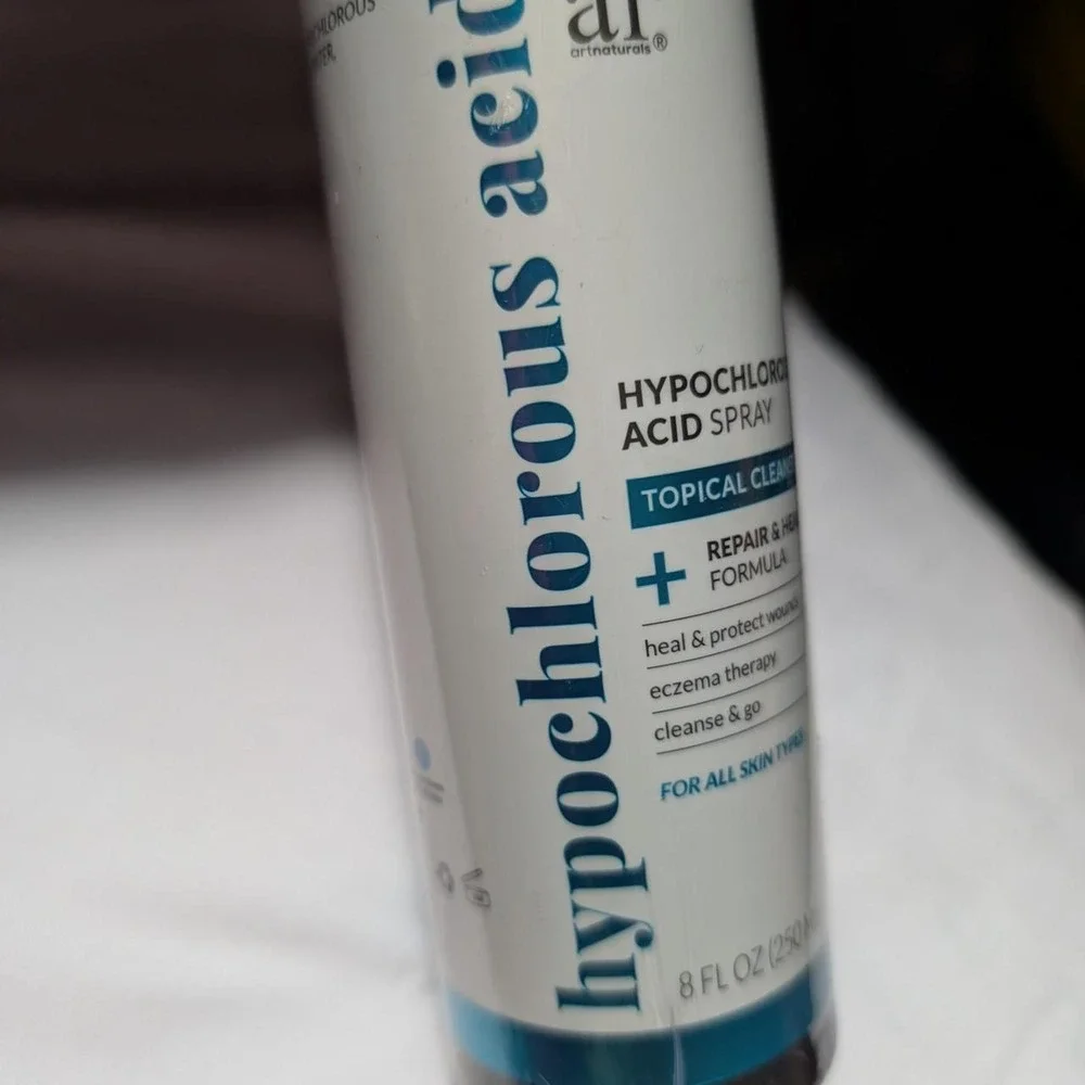 Hypochlorous acid spray sealed